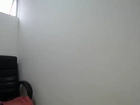 playfullpaulina online show from April 16, 2026, 1:34 pm