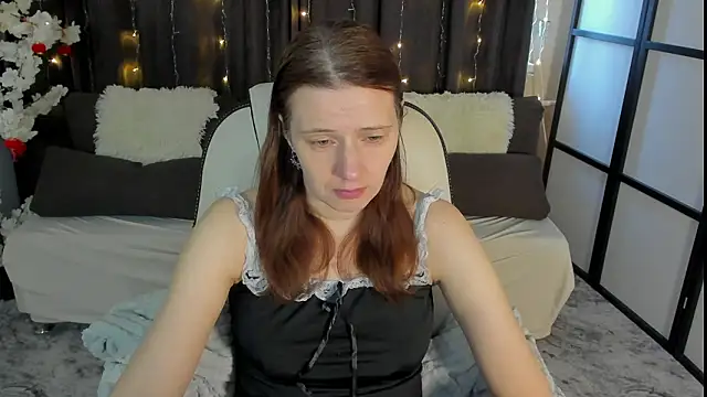 Kathrine Meyer online show from March 17, 2026, 2:14 am