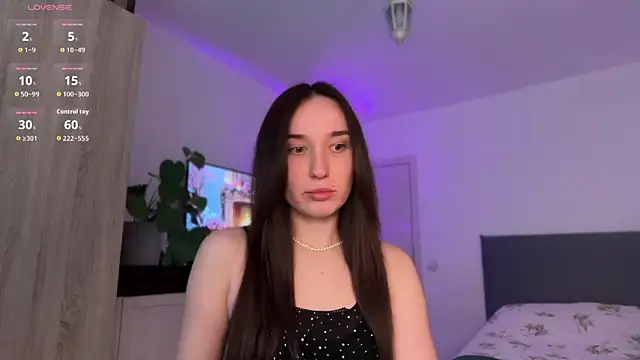 MegiMagic online show from April 21, 2026, 4:35 pm