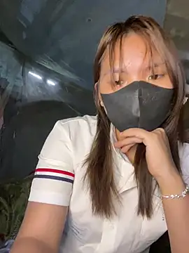 Violin xue online show from February 7, 2026, 6:43 am