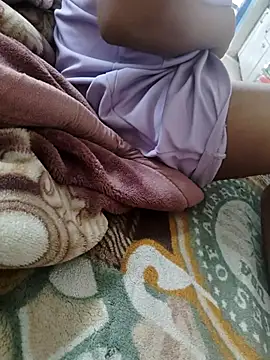 Curvy Simran online show from March 3, 2026, 10:55 am