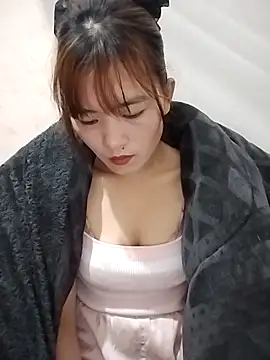 Queen-love45 online show from February 18, 2026, 4:10 am