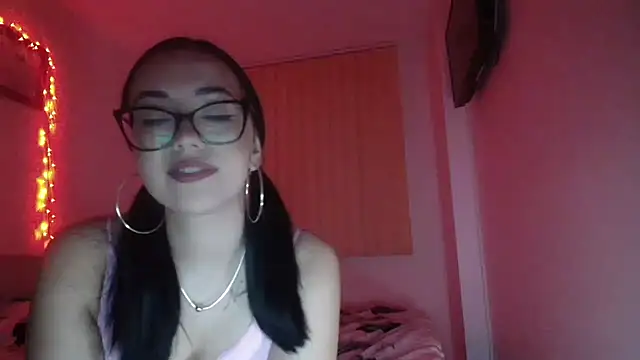 RellyKovalenko online show from February 9, 2026, 7:12 pm