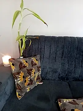 RanniClara online show from February 6, 2026, 1:40 pm