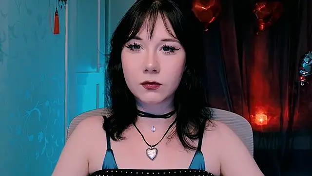Snapshot of marty_bree chatting on July 24, 2026, 4:47 pm marty bree online show from July 24, 2026, 4:47 pm