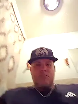 Snapshot of Flyrock69 chatting on April 14, 2026, 7:35 am Flyrock69 online show from April 14, 2026, 7:35 am