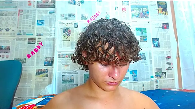 arielnoir6958 online show from February 22, 2026, 11:17 pm