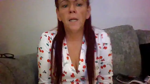 Snapshot of Forbidden-Irish-x chatting on March 3, 2026, 8:05 pm Forbidden-Irish-x online show from March 3, 2026, 8:05 pm