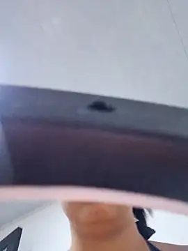 Cris18sexy online show from April 23, 2026, 12:11 pm