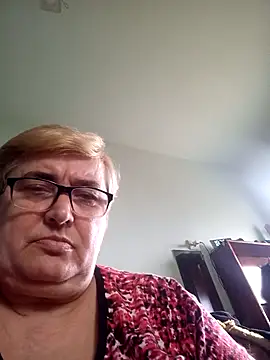 SusanStar874 online show from April 19, 2026, 3:24 pm