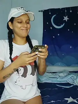 Perla and Maikol online show from February 21, 2026, 2:57 am