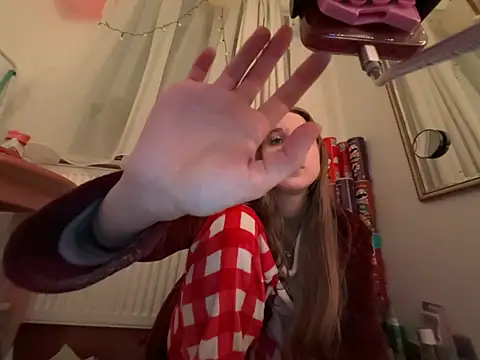 Wantlt online show from February 12, 2026, 8:52 pm