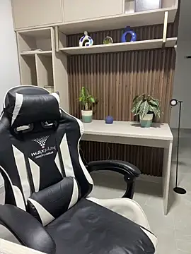 ChrissBlacks online show from March 3, 2026, 11:45 pm