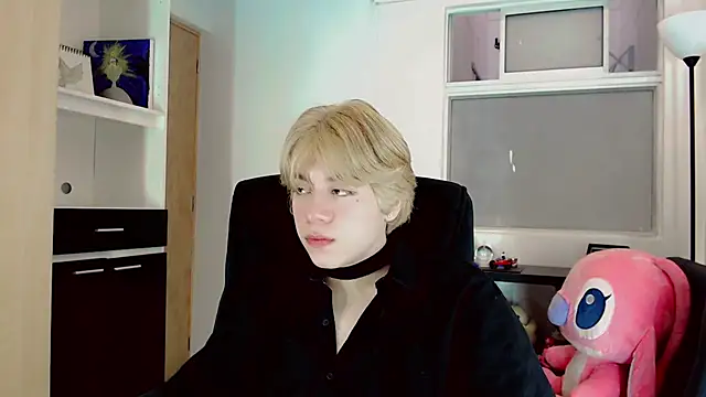 duvisex19 online show from April 28, 2026, 10:14 pm