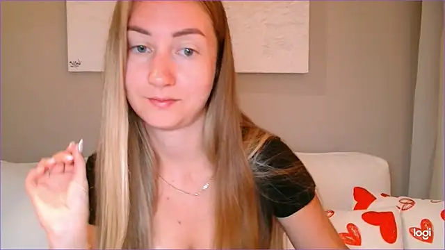 BluueSilk online show from October 9, 2025, 5:19 am