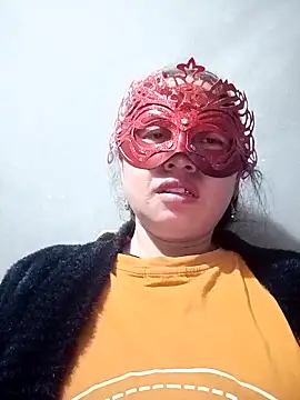 Snapshot of Couple246 chatting on January 31, 2026, 9:46 pm Couple246 online show from January 31, 2026, 9:46 pm