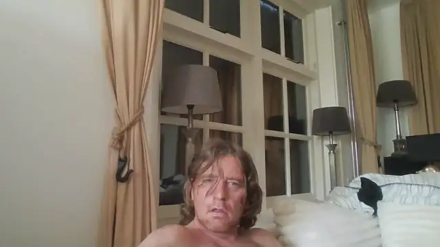 Snapshot of sebsterz chatting on July 10, 2026, 10:59 am sebsterz online show from July 10, 2026, 10:59 am