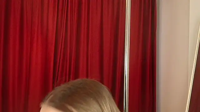 Angel-Kisss online show from February 25, 2026, 5:07 am