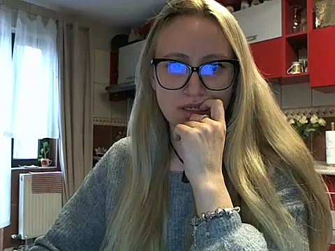 Nataly Rosy online show from March 3, 2026, 7:26 am