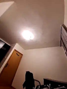 JuanPeter online show from February 8, 2026, 11:35 pm