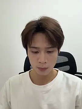 Snapshot of SM_004 chatting on February 14, 2026, 1:22 pm SM 004 online show from February 14, 2026, 1:22 pm