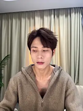 Snapshot of SM_004 chatting on March 13, 2026, 9:03 am SM 004 online show from March 13, 2026, 9:03 am