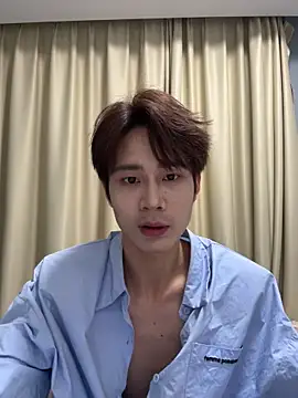 Snapshot of SM_004 chatting on March 12, 2026, 10:08 am SM 004 online show from March 12, 2026, 10:08 am