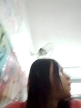 lorraine2036 online show from April 3, 2026, 11:55 pm