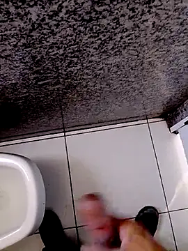 Snapshot of miximilian chatting on March 27, 2026, 6:09 pm miximilian online show from March 27, 2026, 6:09 pm