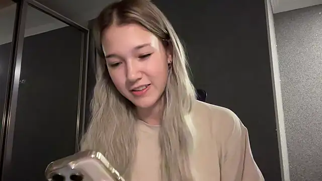 lilXdomiii online show from March 13, 2026, 7:41 pm