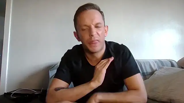 verscub6969 online show from March 27, 2026, 4:19 pm