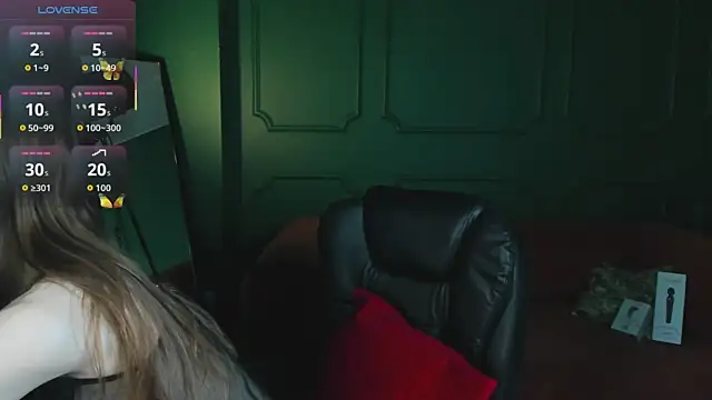  Tina Tayllor  online show from April 5, 2026, 2:57 pm