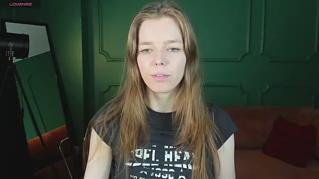  Tina Tayllor  online show from February 27, 2026, 9:36 pm