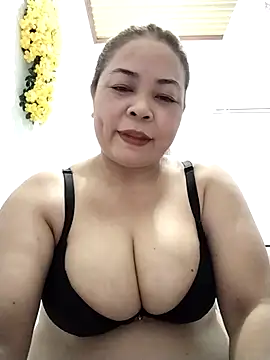 Baby-bigtits2026 online show from April 20, 2026, 10:29 am