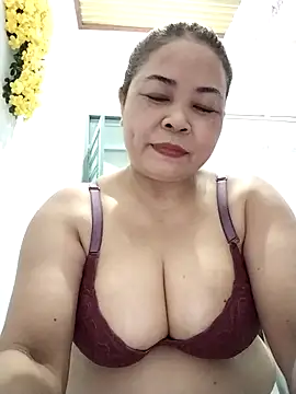 Baby-bigtits2026 online show from April 26, 2026, 10:34 am