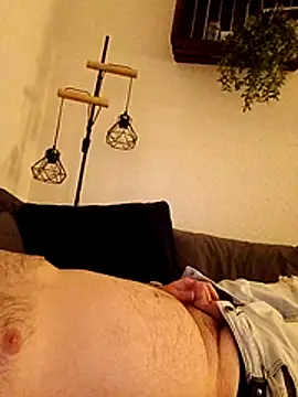 Schaschi 90 online show from May 6, 2026, 6:56 pm