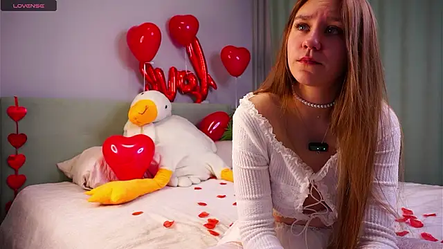 ShantellAngulo online show from February 13, 2026, 1:38 am