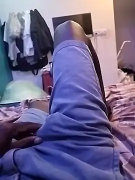 Snapshot of tamilpaiyan989 chatting on April 5, 2026, 4:02 pm tamilpaiyan989 online show from April 5, 2026, 4:02 pm