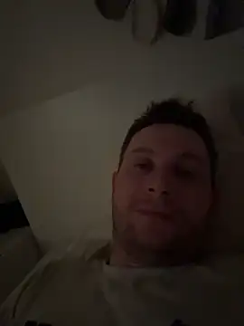 Snapshot of LubasOriginMen chatting on April 8, 2026, 4:36 am LubasOriginMen online show from April 8, 2026, 4:36 am