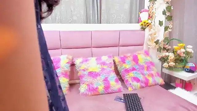 Snapshot of Keiry_Paloma chatting on February 22, 2026, 5:36 pm Keiry Paloma online show from February 22, 2026, 5:36 pm