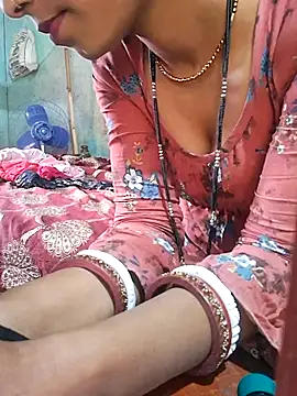 Sexy kiran002 online show from March 3, 2026, 5:58 am