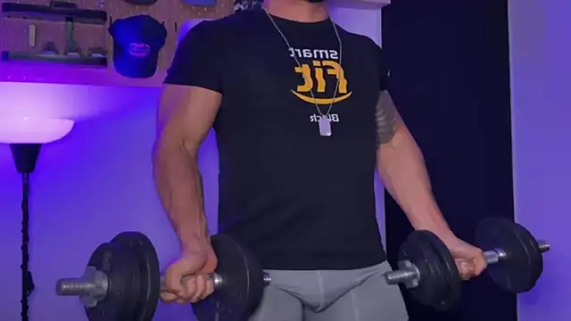 SamDornan51 online show from April 19, 2026, 3:29 am