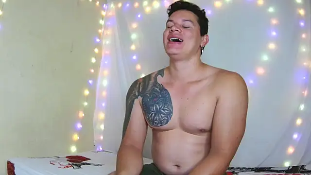 Eternalfuego online show from April 20, 2026, 5:36 pm