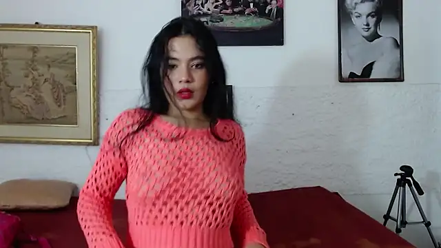 Snapshot of JulianaLopera1 chatting on February 3, 2026, 1:38 pm JulianaLopera1 online show from February 3, 2026, 1:38 pm