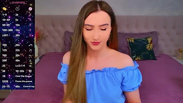 JasminUqueen online show from April 11, 2026, 1:13 am