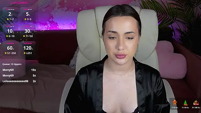 OliviaMoore  online show from March 4, 2026, 6:59 pm