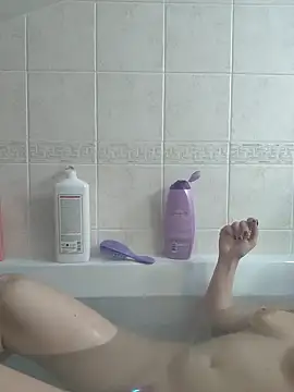 PolomaAndBobo online show from April 9, 2026, 6:25 pm