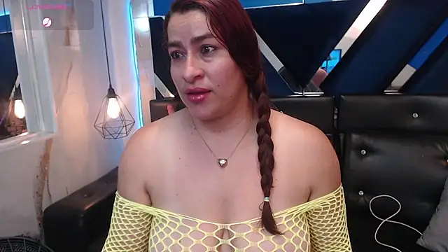 Snapshot of Alison-mar chatting on May 30, 2026, 7:52 pm Alison-mar online show from May 30, 2026, 7:52 pm