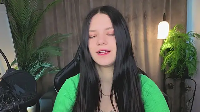 Maria trend online show from February 15, 2026, 3:11 pm