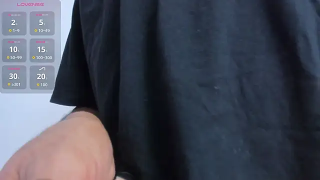 drako18  online show from April 14, 2026, 3:33 am